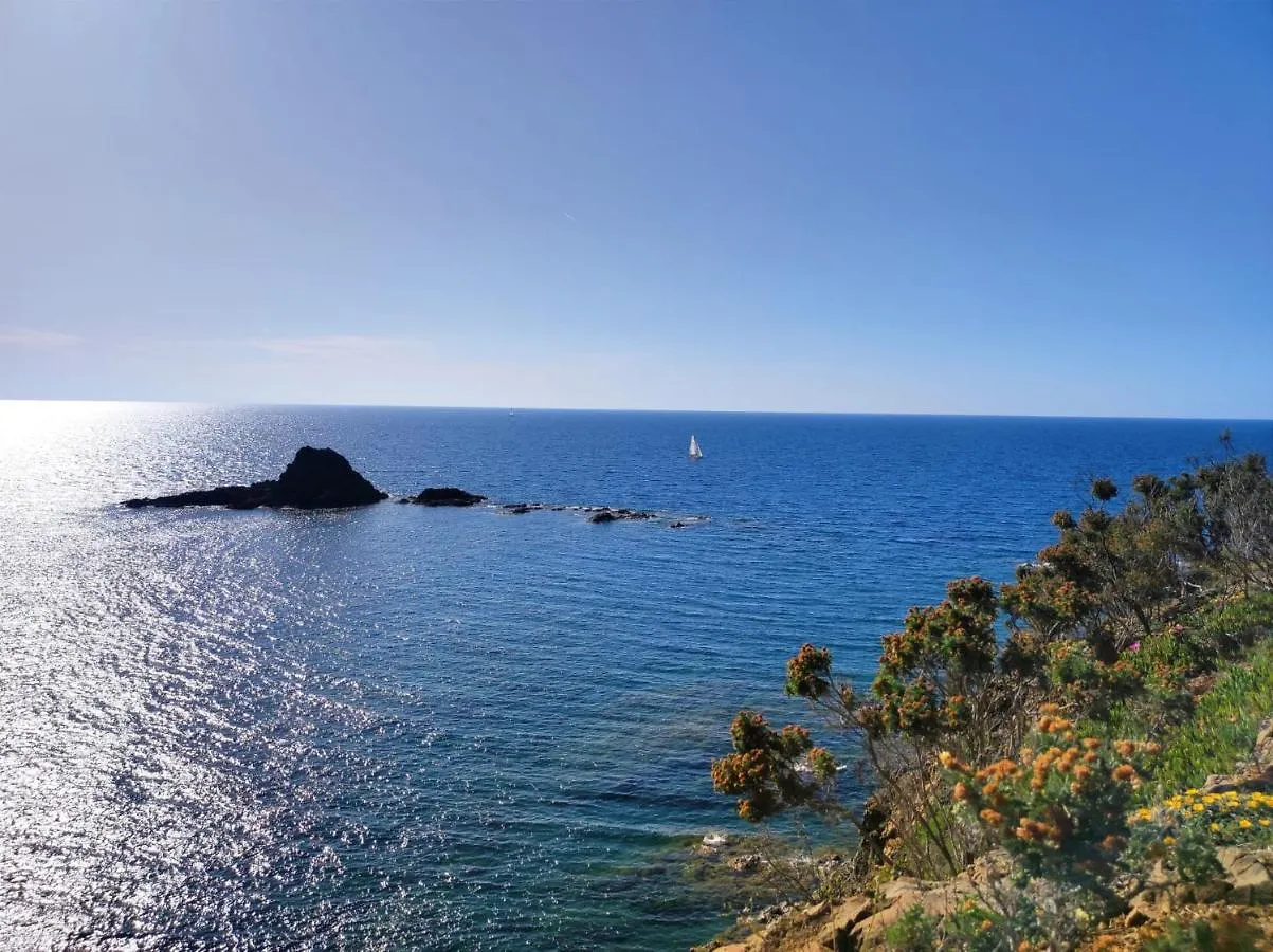 Santini House Apartment Piombino 0*,  Italy